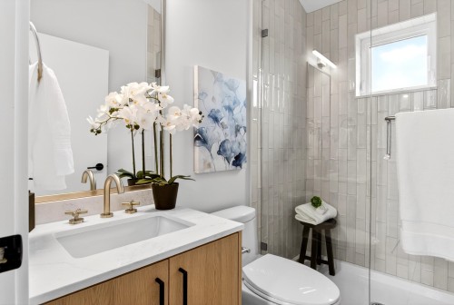 1-2741 7Th Avenue E, Vancouver, BC 