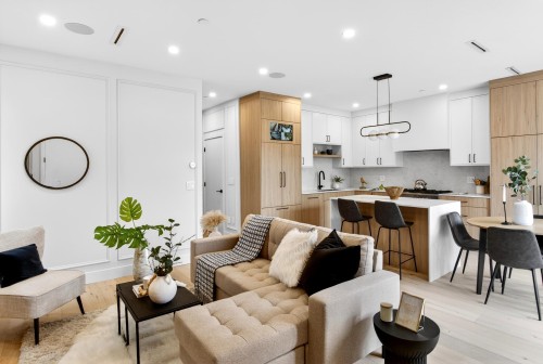 1-2741 7Th Avenue E, Vancouver, BC 