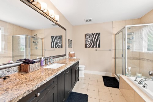 24176 104 Avenue, Maple Ridge, BC 
