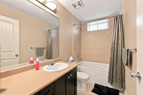 24176 104 Avenue, Maple Ridge, BC 