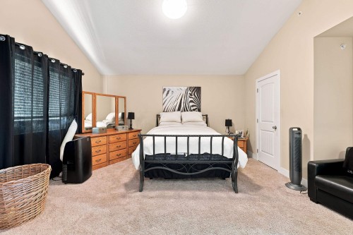 24176 104 Avenue, Maple Ridge, BC 
