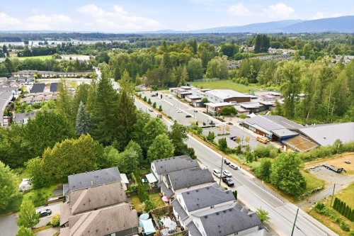 24176 104 Avenue, Maple Ridge, BC 