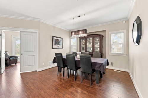 24176 104 Avenue, Maple Ridge, BC 