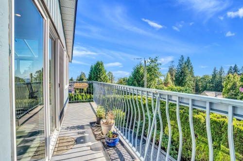 300 Balmoral Road W, North Vancouver, BC 