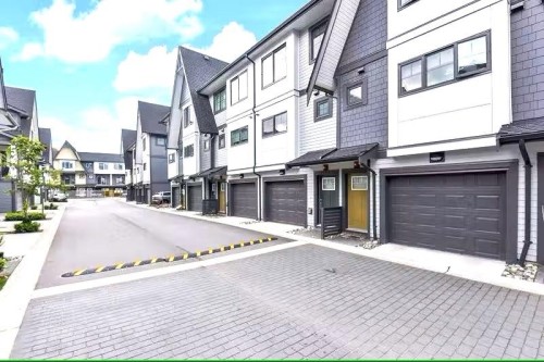 82-19451 Sutton Avenue  Pitt Meadows, BC V3Y 0G6