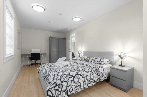 2426 34Th Avenue W, Vancouver, BC 