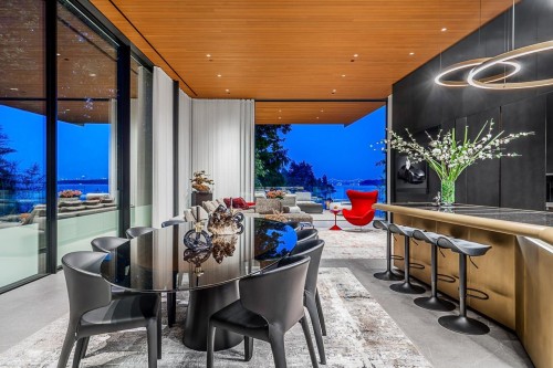 3478 Marine Drive, West Vancouver, BC 