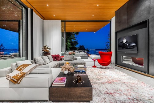 3478 Marine Drive, West Vancouver, BC 