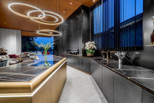 3478 Marine Drive, West Vancouver, BC 