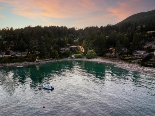 3478 Marine Drive, West Vancouver, BC 
