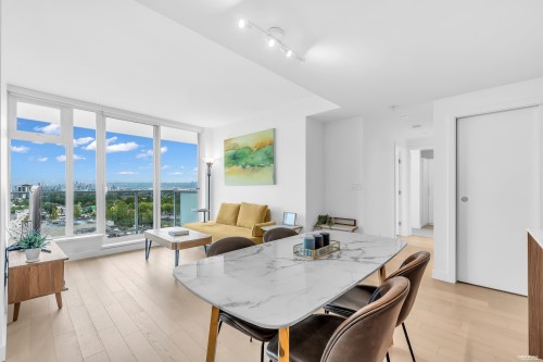 1105-4638 Gladstone Street  Vancouver, BC V5N 0G5