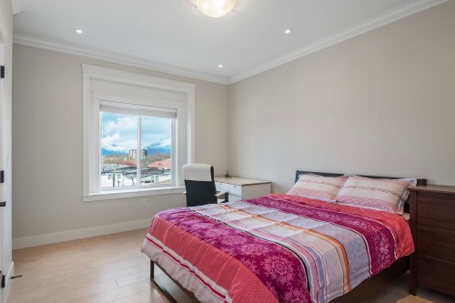 2627 41St Avenue E, Vancouver, BC 