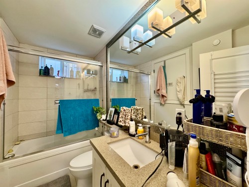 2627 41St Avenue E, Vancouver, BC 