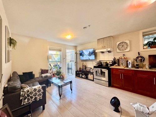 2627 41St Avenue E, Vancouver, BC 