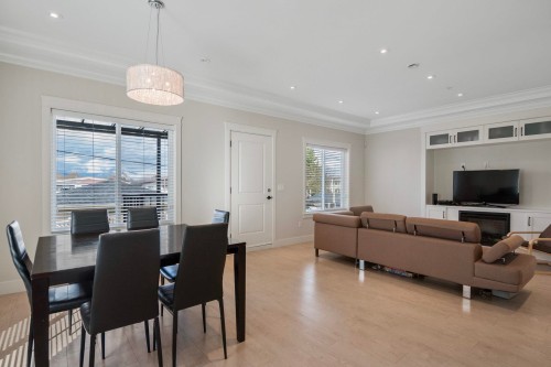 2627 41St Avenue E, Vancouver, BC 