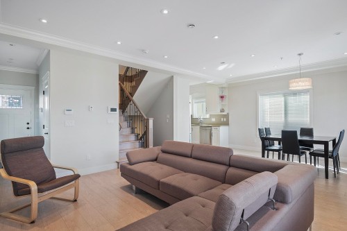 2627 41St Avenue E, Vancouver, BC 