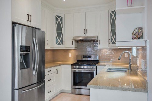 2627 41St Avenue E, Vancouver, BC 