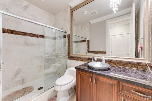 5011 Colbeck Road, Richmond, BC - Indoor Photo Showing Bathroom
