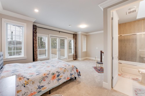 5011 Colbeck Road, Richmond, BC - Indoor Photo Showing Bedroom