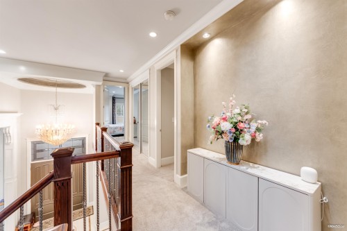 5011 Colbeck Road, Richmond, BC - Indoor Photo Showing Other Room