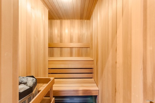 5011 Colbeck Road, Richmond, BC - Indoor Photo Showing Other Room