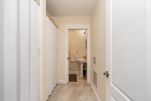836 Sprice Avenue, Coquitlam, BC 