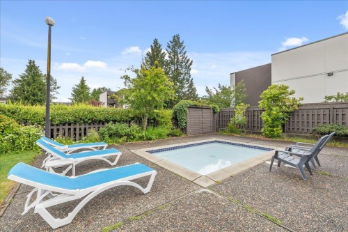 8-7363 Montecito Drive, Burnaby, BC 