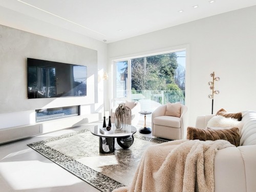 2141 Jefferson Avenue, West Vancouver, BC 