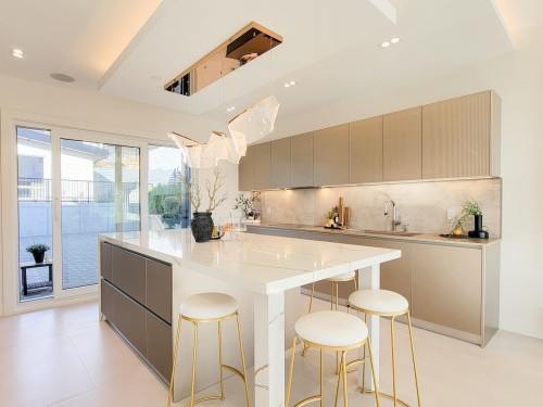 2141 Jefferson Avenue, West Vancouver, BC 