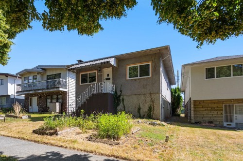 3186 28Th Avenue E, Vancouver, BC 