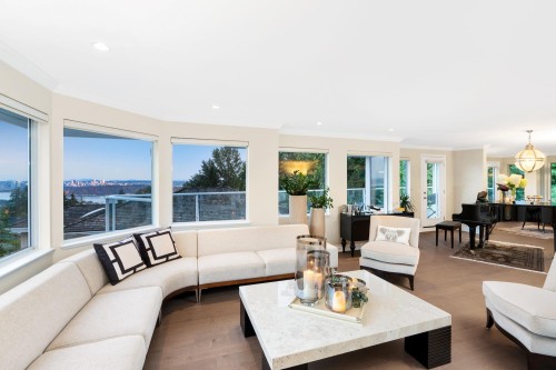 1590 Tyrol Court, West Vancouver, BC 