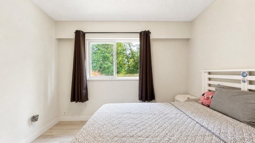 1398 Chamberlain Drive, North Vancouver, BC 