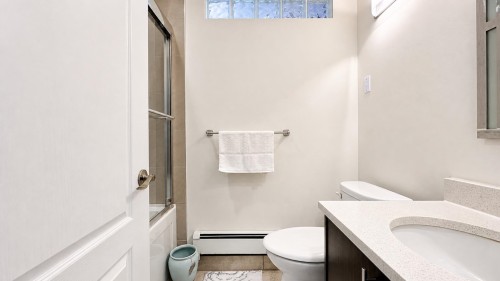 1398 Chamberlain Drive, North Vancouver, BC 