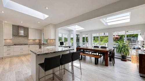 1398 Chamberlain Drive, North Vancouver, BC 