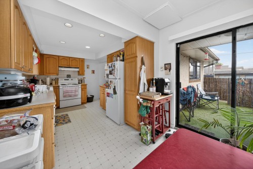 2112 46Th Avenue E, Vancouver, BC 