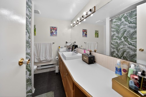 2112 46Th Avenue E, Vancouver, BC 