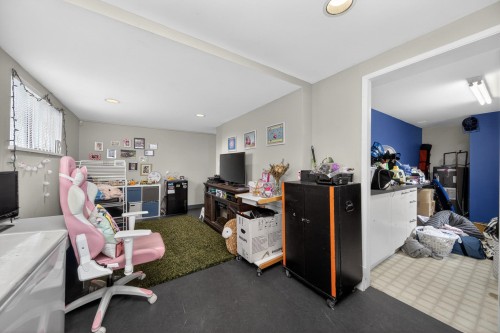 2112 46Th Avenue E, Vancouver, BC 
