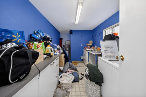 2112 46Th Avenue E, Vancouver, BC 