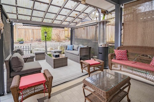 23717 110 Avenue, Maple Ridge, BC 