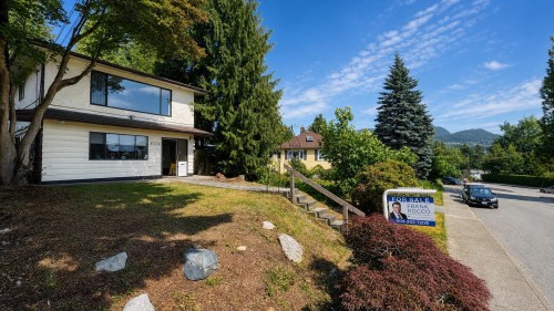 1024 Ranch Park Way, Coquitlam, BC 