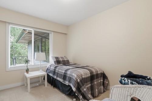 2030 Jordan Drive, Burnaby, BC - Indoor Photo Showing Bedroom
