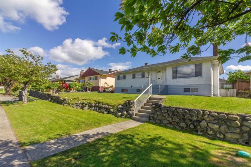 4810 Fairlawn Drive, Burnaby, BC 