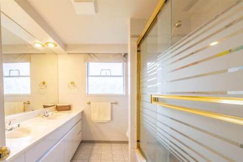 4810 Fairlawn Drive, Burnaby, BC 