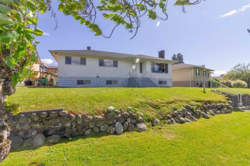 4810 Fairlawn Drive, Burnaby, BC 