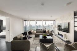 2504-1111 Richards Street  Vancouver, BC V6B 0S3