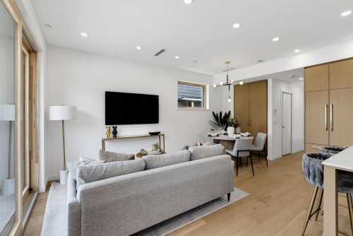1-60 17Th Avenue E, Vancouver, BC 