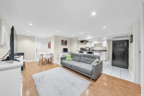 3335 Church Street, Vancouver, BC 