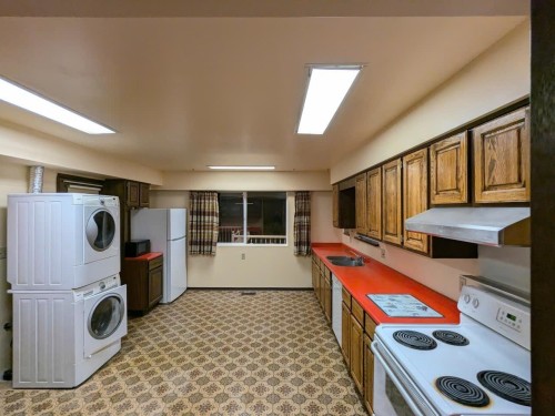 1671 Robertson Avenue, Port Coquitlam, BC 
