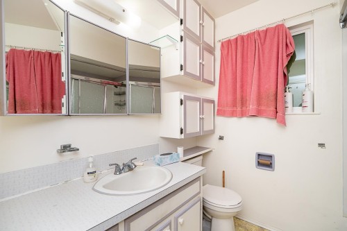 1671 Robertson Avenue, Port Coquitlam, BC 