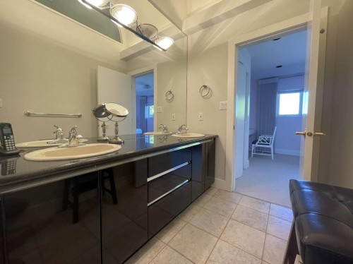 2265 Chairlift Road, West Vancouver, BC 